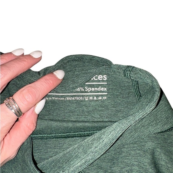 Outdoor Voices Warmup Compression Leggings 7/8 | Green | Size Medium | High Rise - Picture 7 of 7